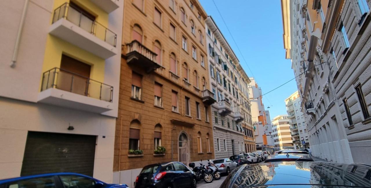Light Blue Apartment Trieste Ngoại thất bức ảnh